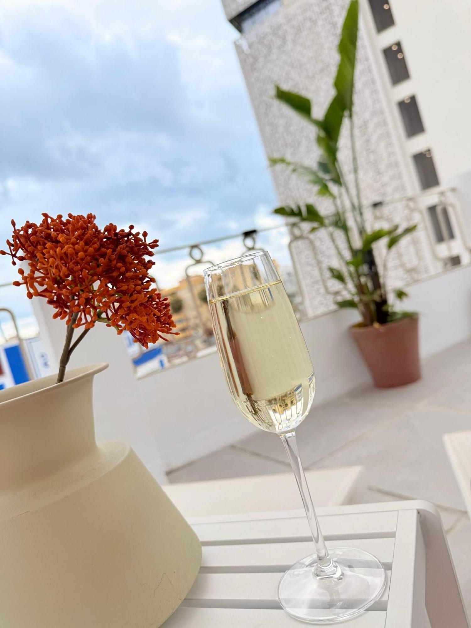 Ikigai Leisure Properties Estepona Bagian luar foto